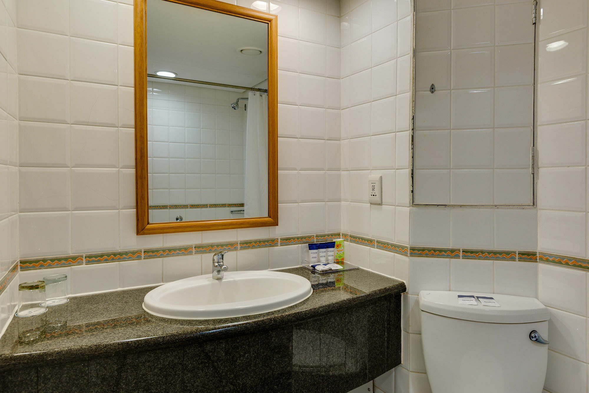 Protea Hotel By Marriott Karridene Beach Аманцимтоти Екстериор снимка